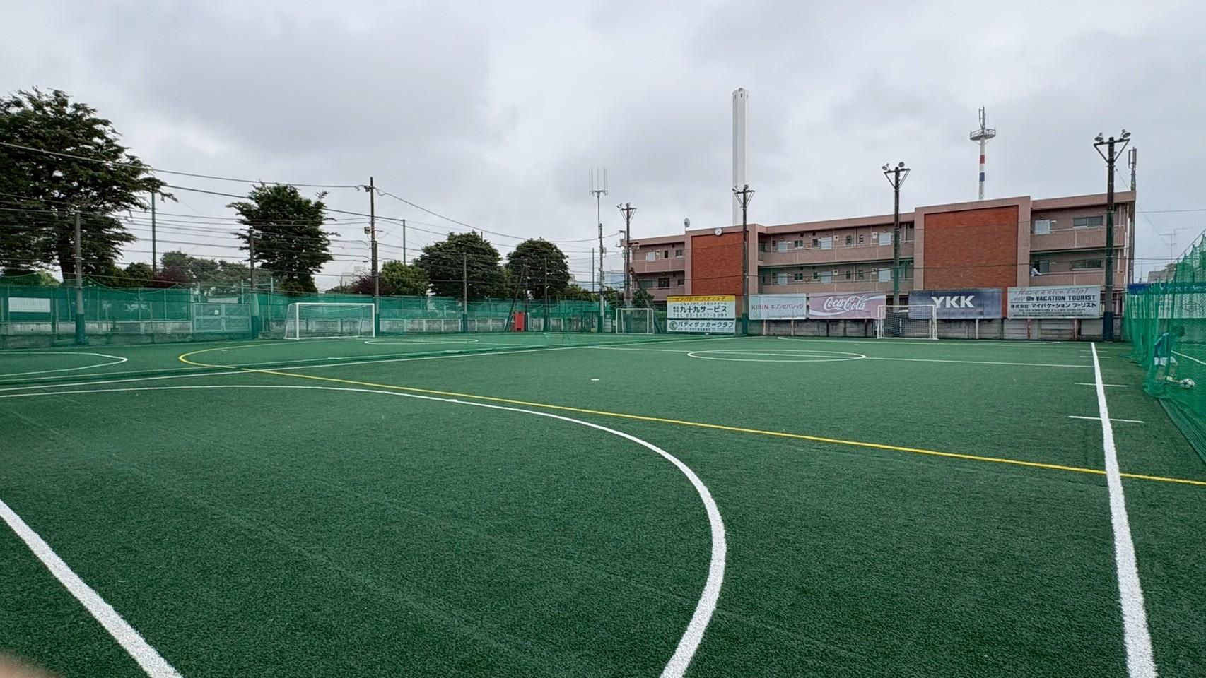 フットサルクラブ東京 八幡山コート